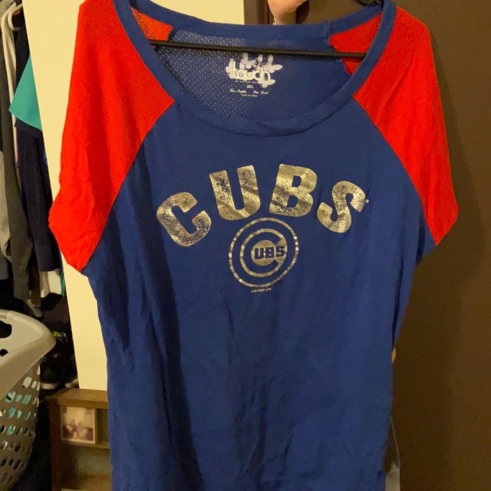 Chicago Cubs ladies scoop neck, worn twice.